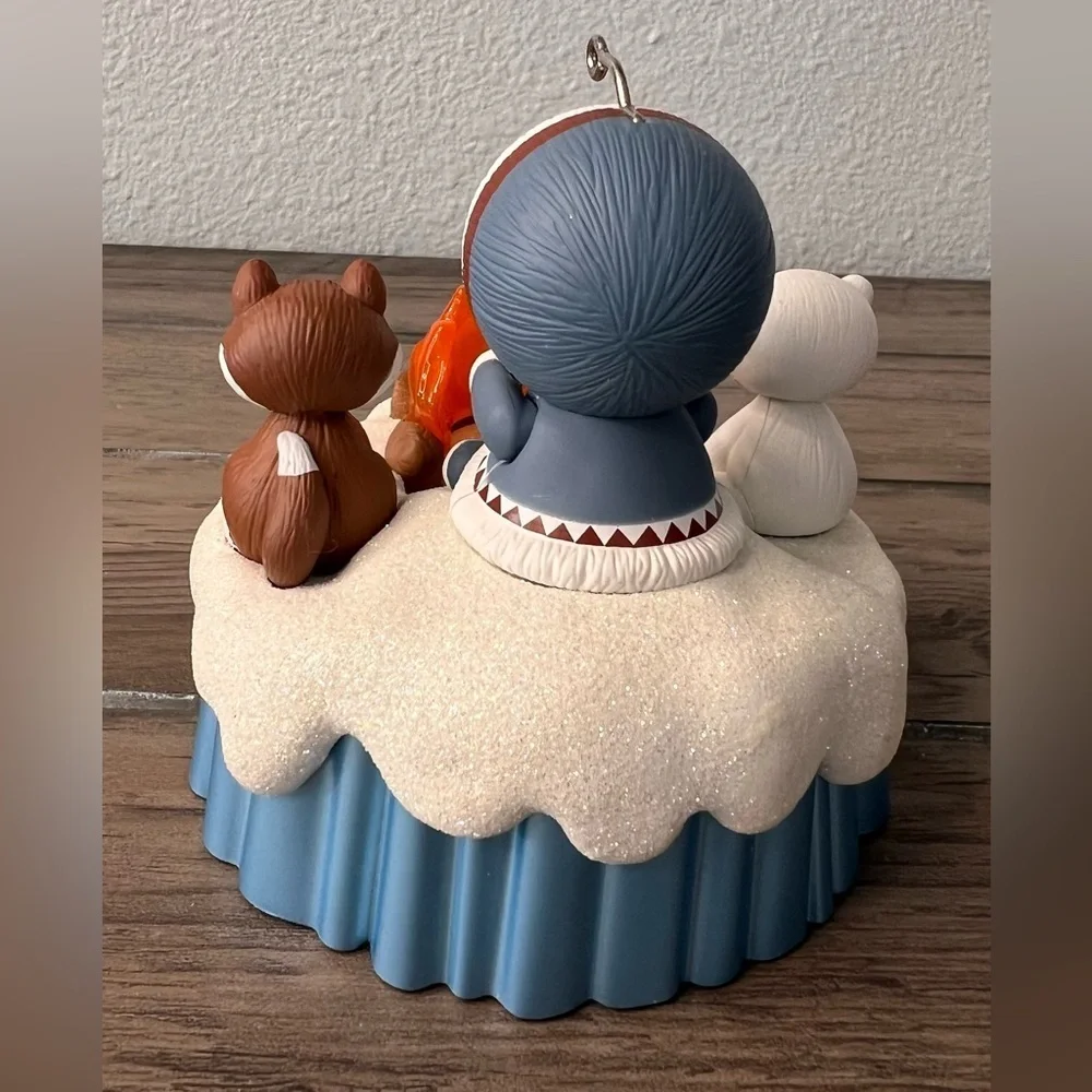 Hallmark Keepsake NEW 2011 “S’mores Treats”Christmas Ornament Frosty Friends